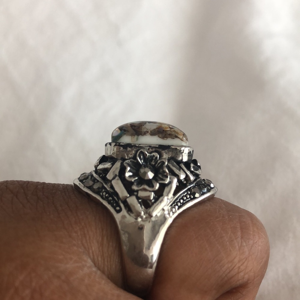 Multi colour stone ring - Picture 4 of 8
